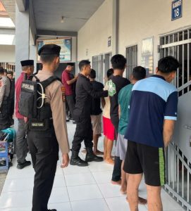 Penggeledahan Blok Hunian Rutan Kelas IIB Sengkang Libatkan APH