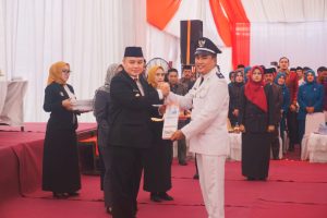 Penambahan Masa Jabatan, 136 Kepala Desa dan 1.012 Anggota BPD Wajo Dikukuhkan