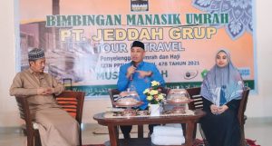 Kakan Kemenag Wajo Buka Bimbingan Manasik Umrah PT. Jeddah Group Tour & Travel