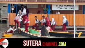 SDN 21 Salomenraleng Terendam Banjir, Guru dan Siswa Butuh Bantuan Perahu