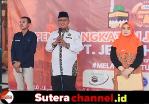 Kasi PHU Kemenag Wajo Lepas 76 Jamaah Umrah PT Jeddah Group