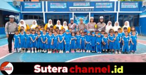 Paud Terpadu Ainun Pribadi Lakukan Kunjungan Edukatif ke Kantor Satlantas Polres Wajo