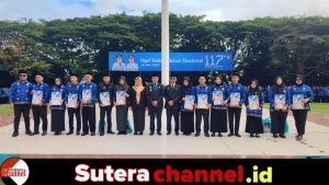 Peringati Hari Kebangkitan Nasional, Bupati Wajo Serahkan 19 SK CPNS dan 553 SK P3K