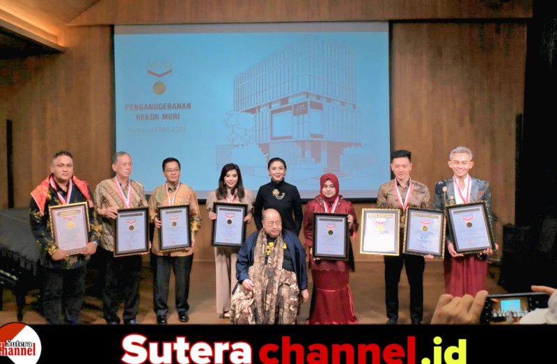 Jaya Suprana Serahkan Sertifikat Rekor MURI Terbaru, Ketum JMSI Raih Anugerah Mahakarya Kebudayaan